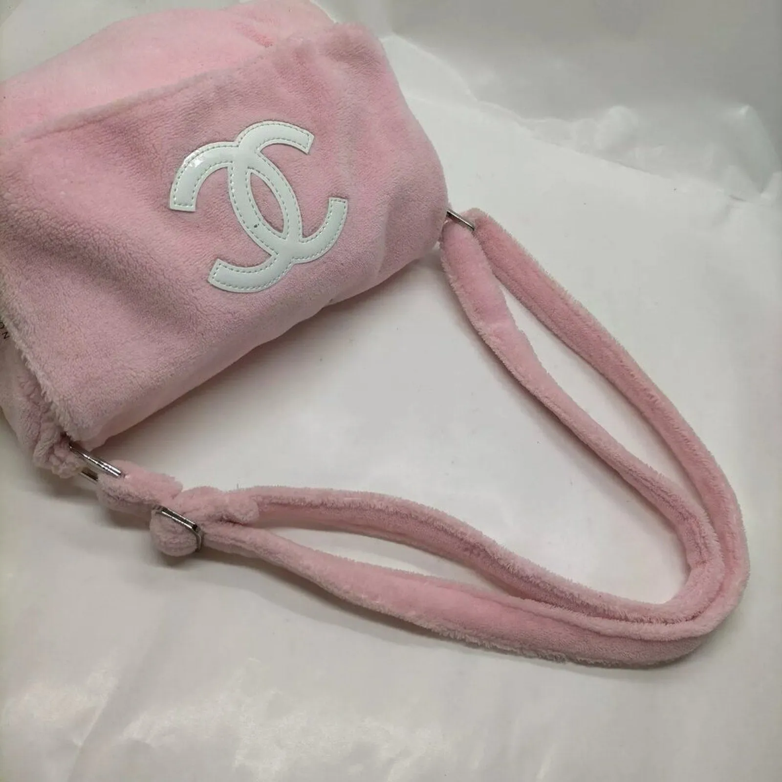 100% Authentic Chanel Shoulder Bag Pink Fur