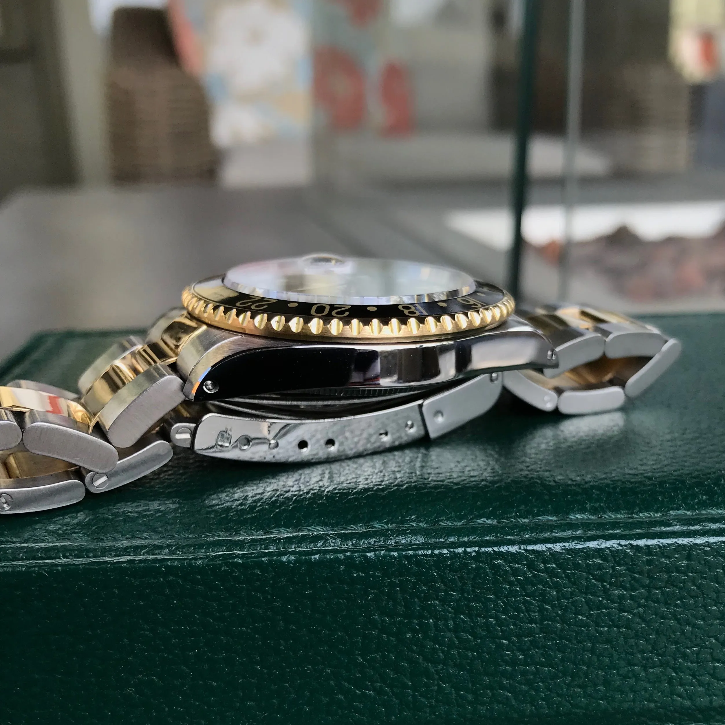 1991 Rolex GMT MASTER II 16713 Two Tone Steel Gold Black Oyster Automatic Watch Box Papers