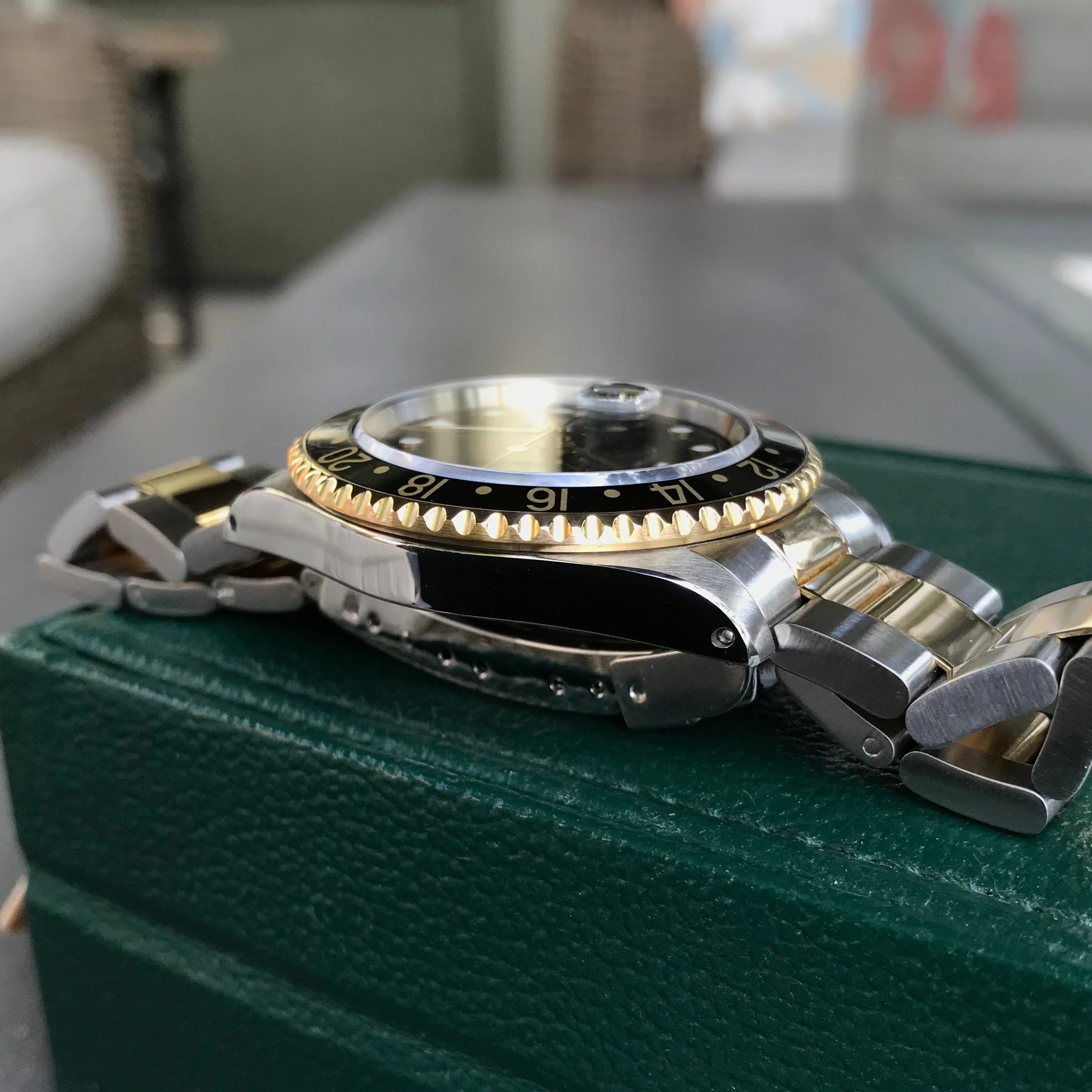 1991 Rolex GMT MASTER II 16713 Two Tone Steel Gold Black Oyster Automatic Watch Box Papers