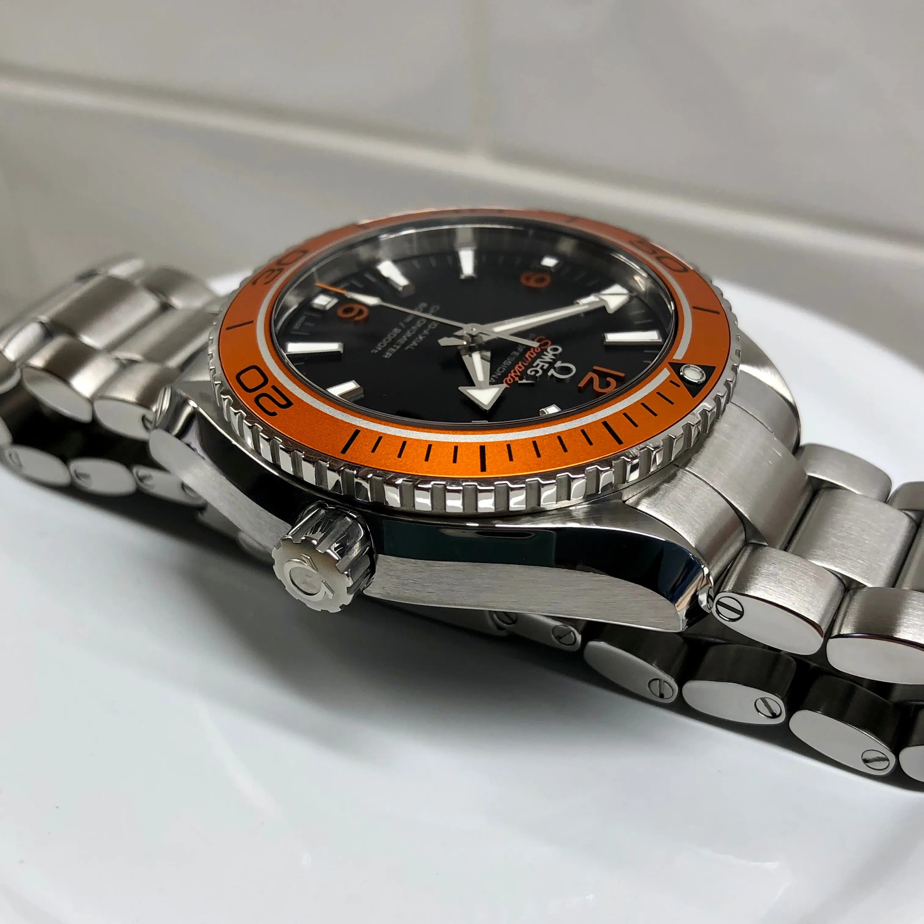 2018 Omega Planet Ocean 600M Seamaster 232.30.42.21.01.002 Steel Co-Axial 42mm Orange Bezel Box Papers