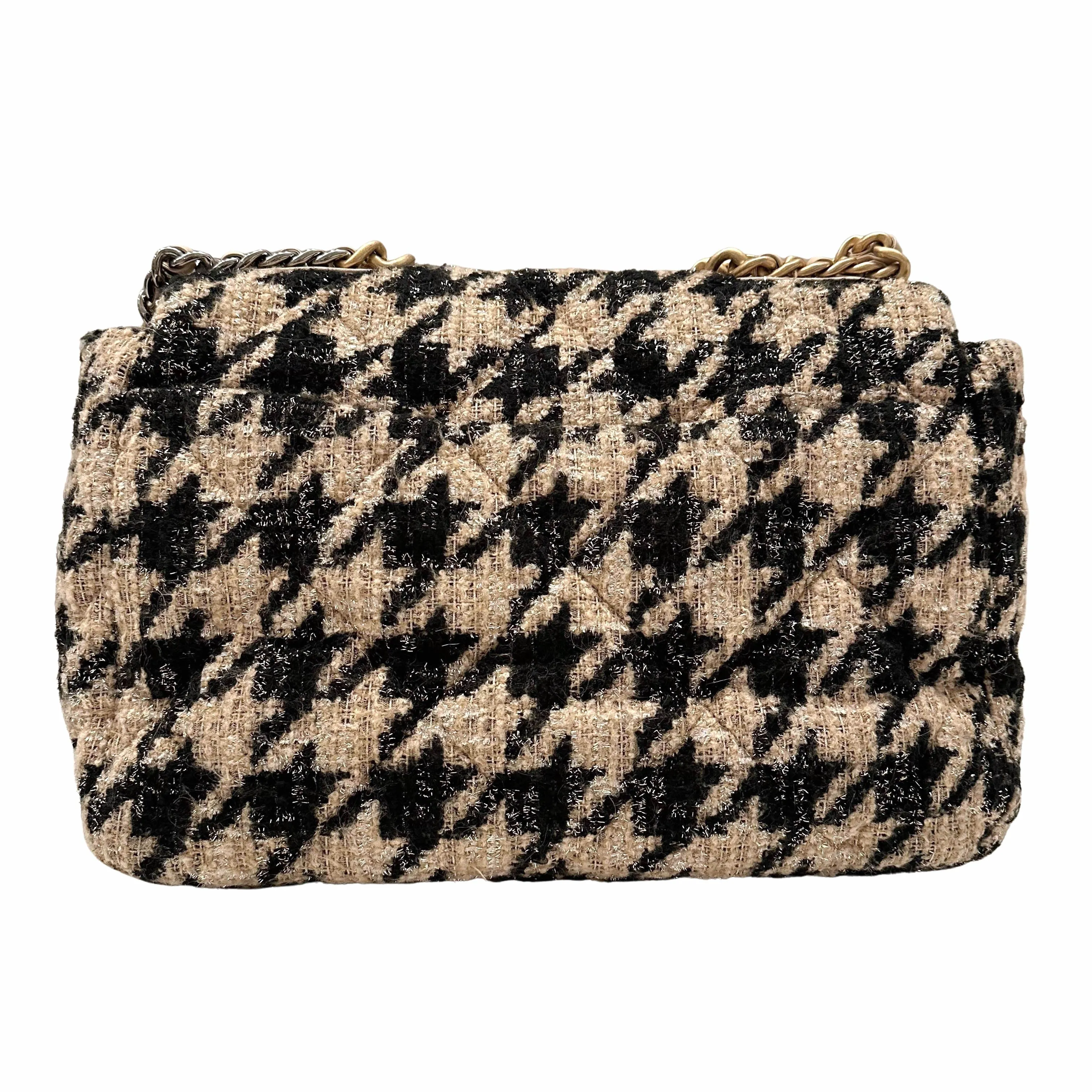 CHANEL 19 Maxi Flap Bag in 19K Beige Black Houndstooth Tweed