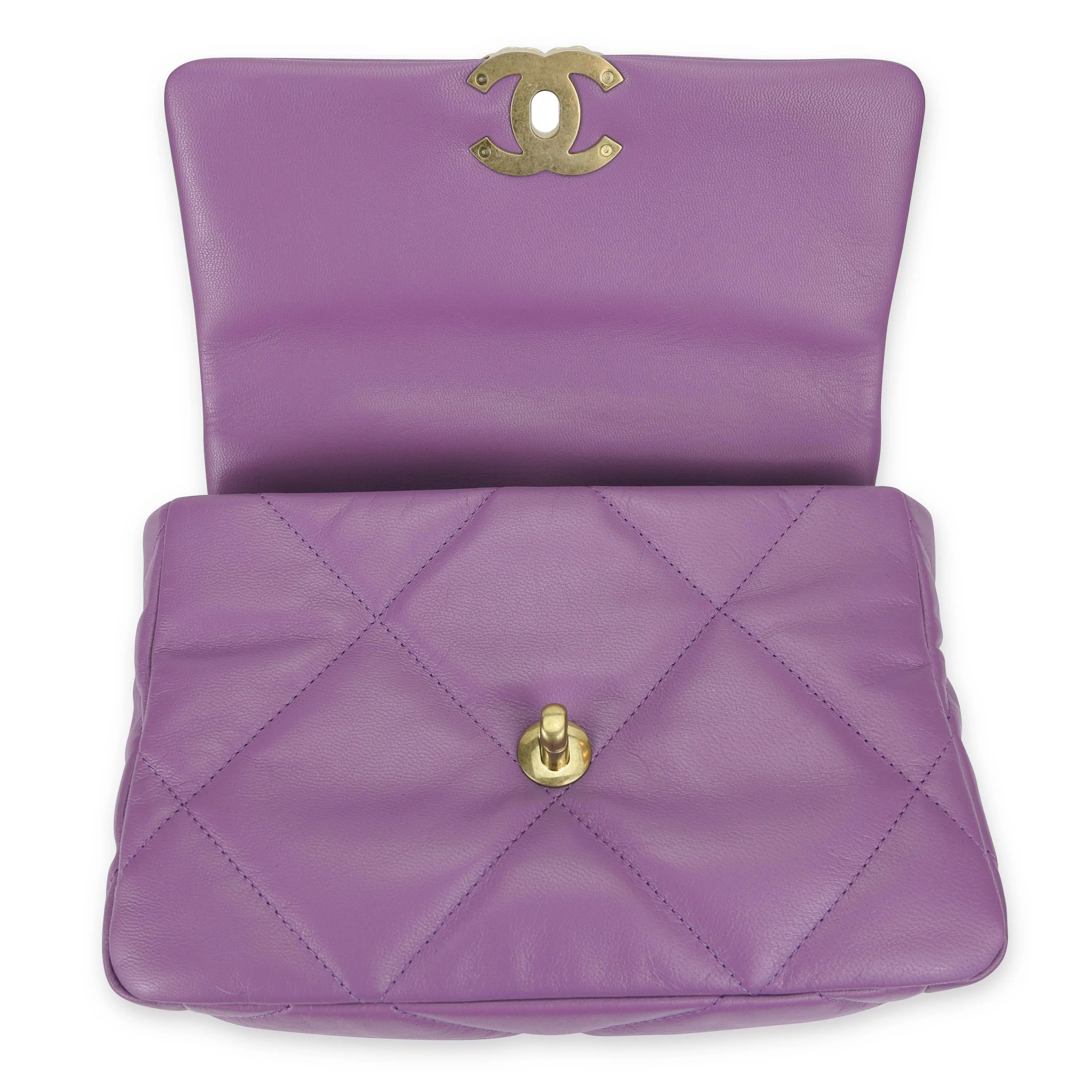 CHANEL 19 Small Flap Bag in 20B Purple Lambskin
