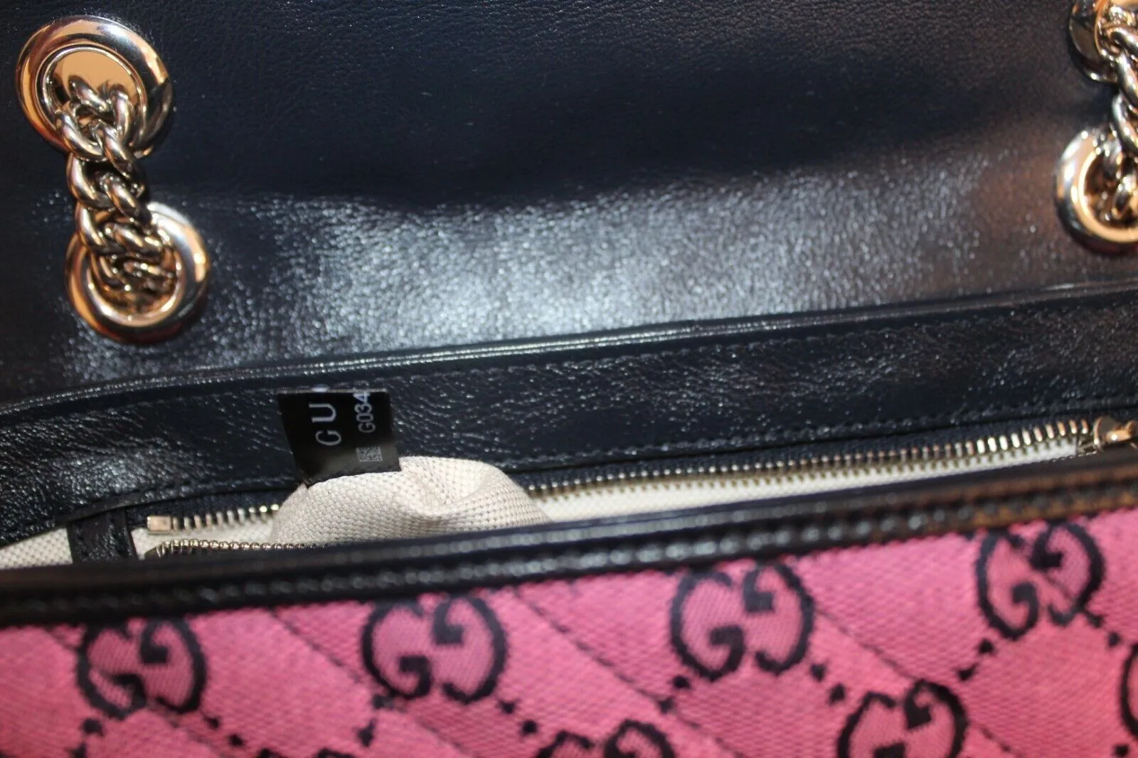 Gucci GG Marmont Shoulder Bag in Pink with Real Authentication Certificate