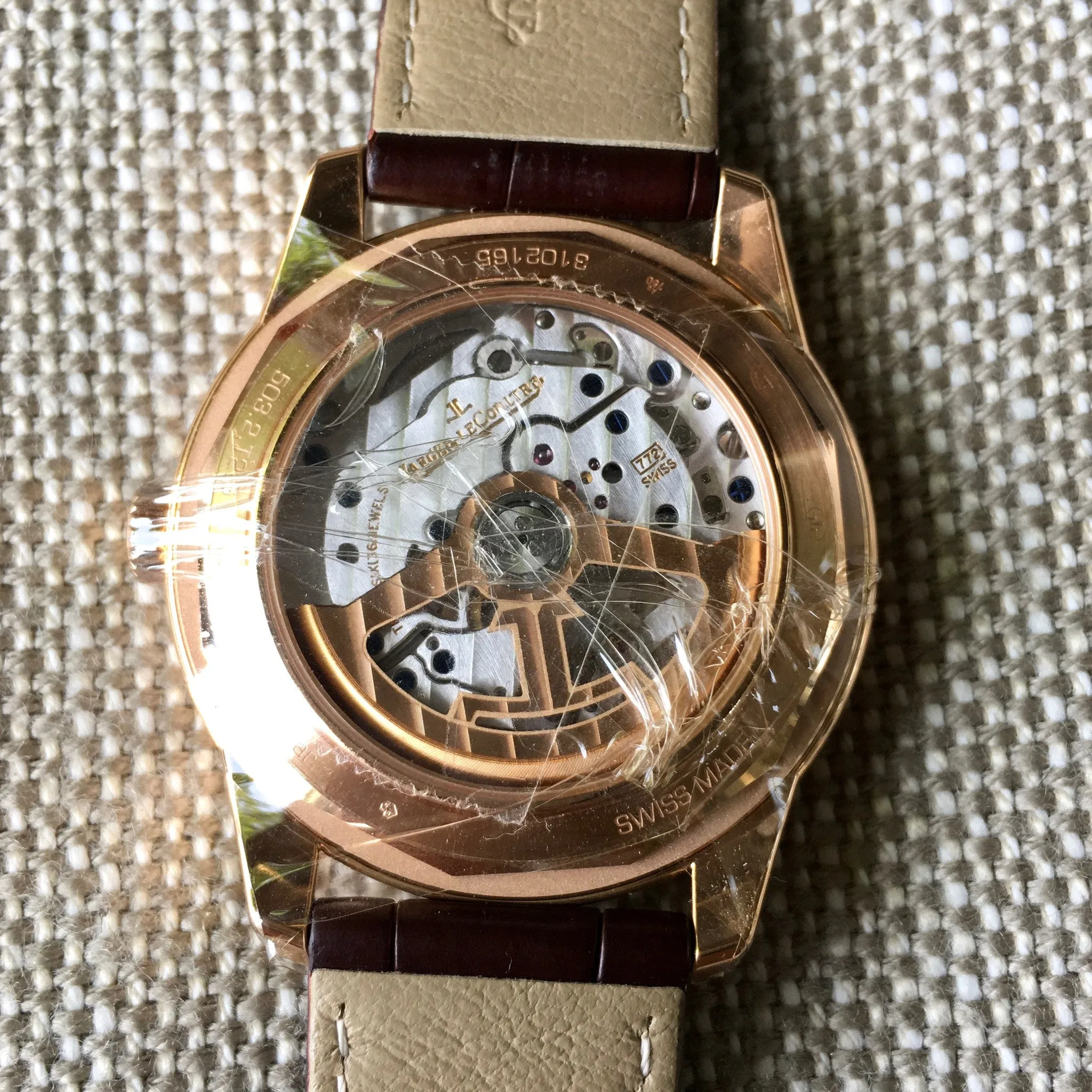 Jaeger LeCoultre Geophysic Universal Time Q8102520 Automatic Blue Lacquer Dial 18K Pink Gold Wristwatch