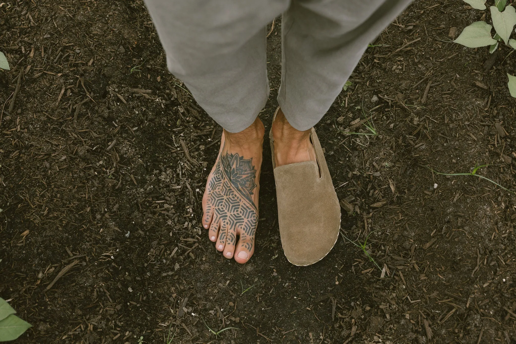 Men's Barefoot Grounding Slip-on Shoes / Earth by Raum