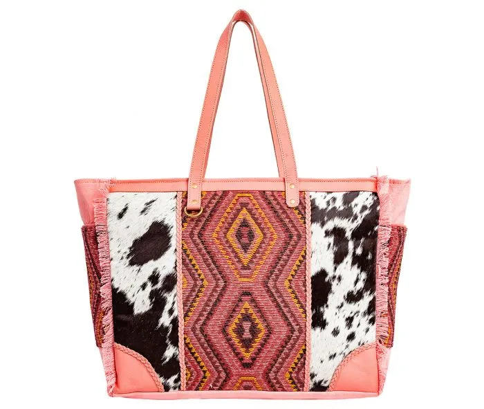 Myra Bag Tonga Ridge Weekender Bag in Salmon & Pink
