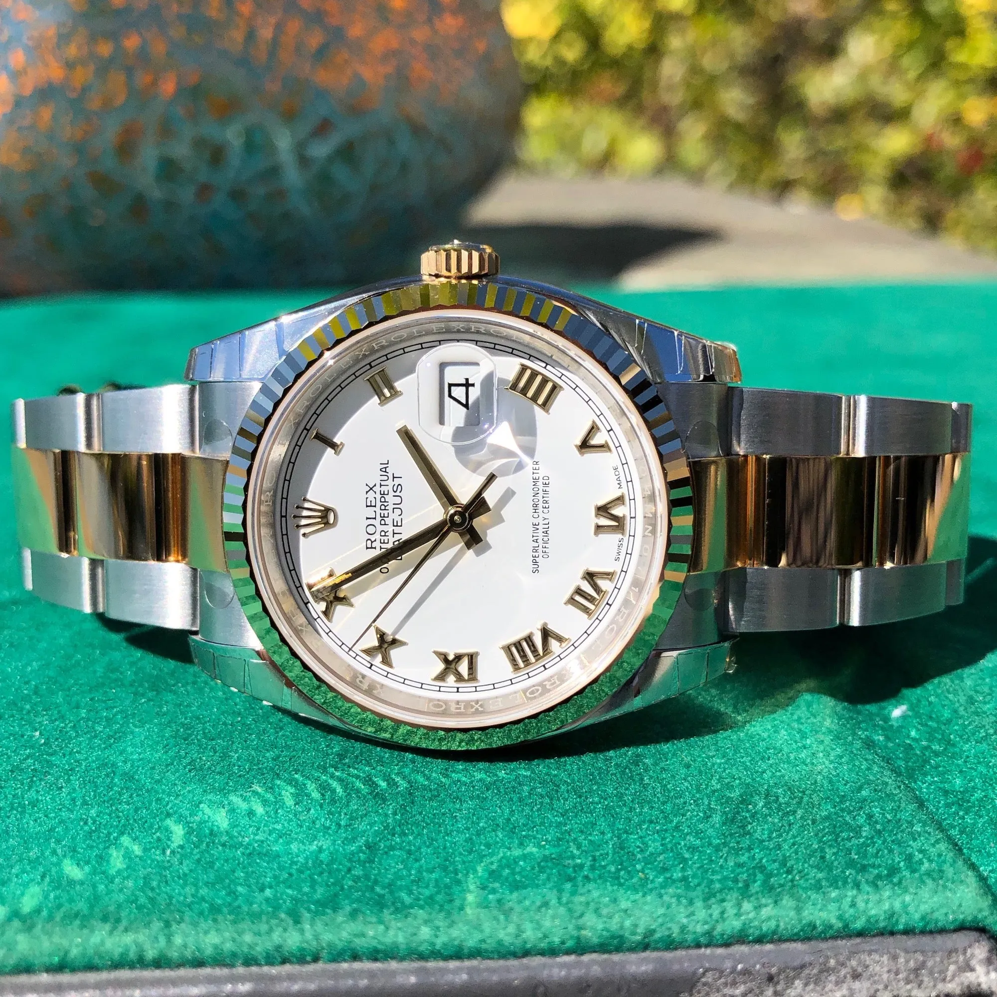 Rolex Datejust 116233 White Roman Two Tone Steel Gold Oyster Wristwatch Box & Papers New Unworn