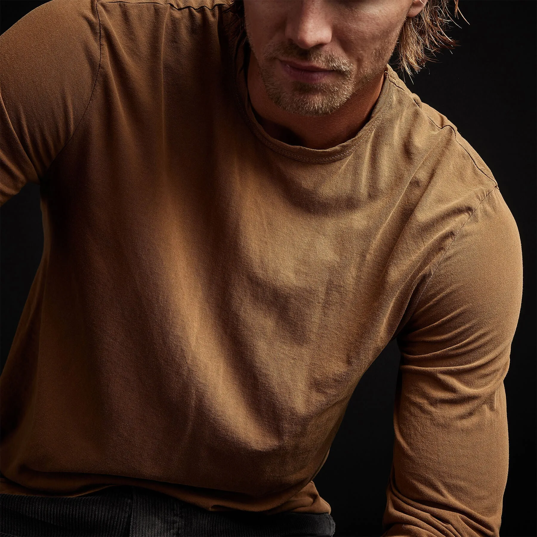 Shirttail Hem Crew - Copper Pigment