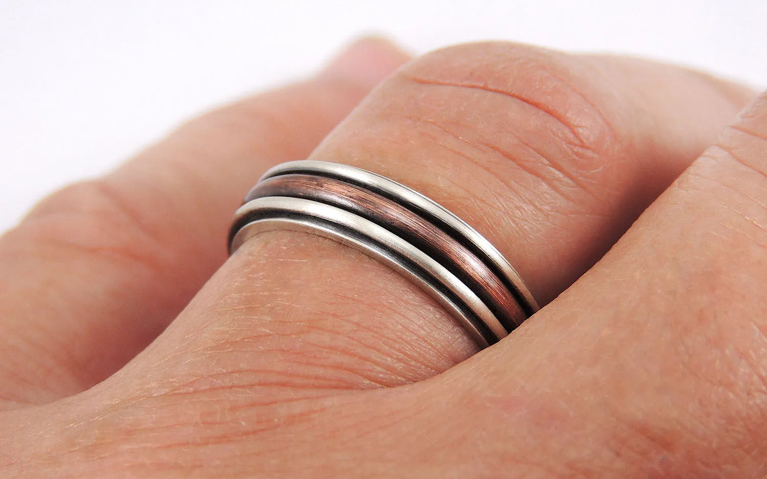 Thin wedding band for men or women