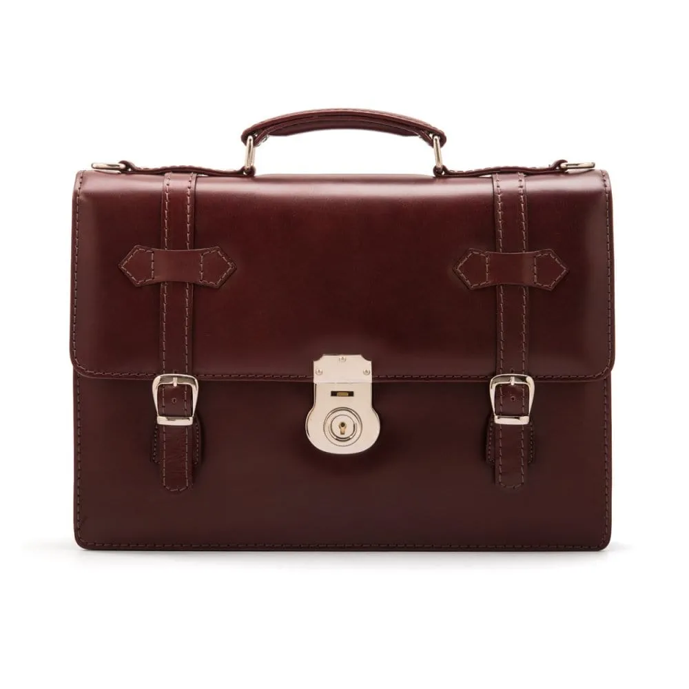 Traditional Vintage Leather Briefcase - Burgundy