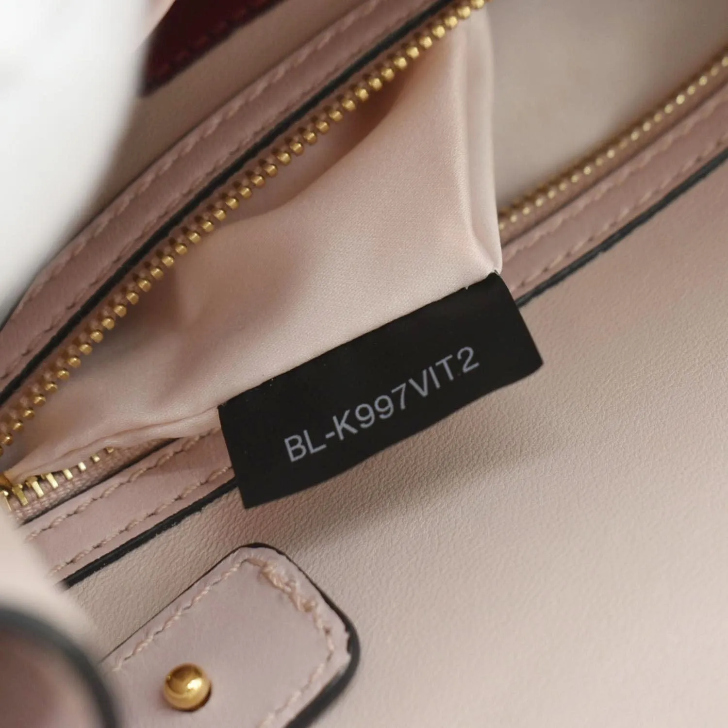 VALENTINO My Rockstud Frame Small Vitello Leather Shoulder Bag Light Pink