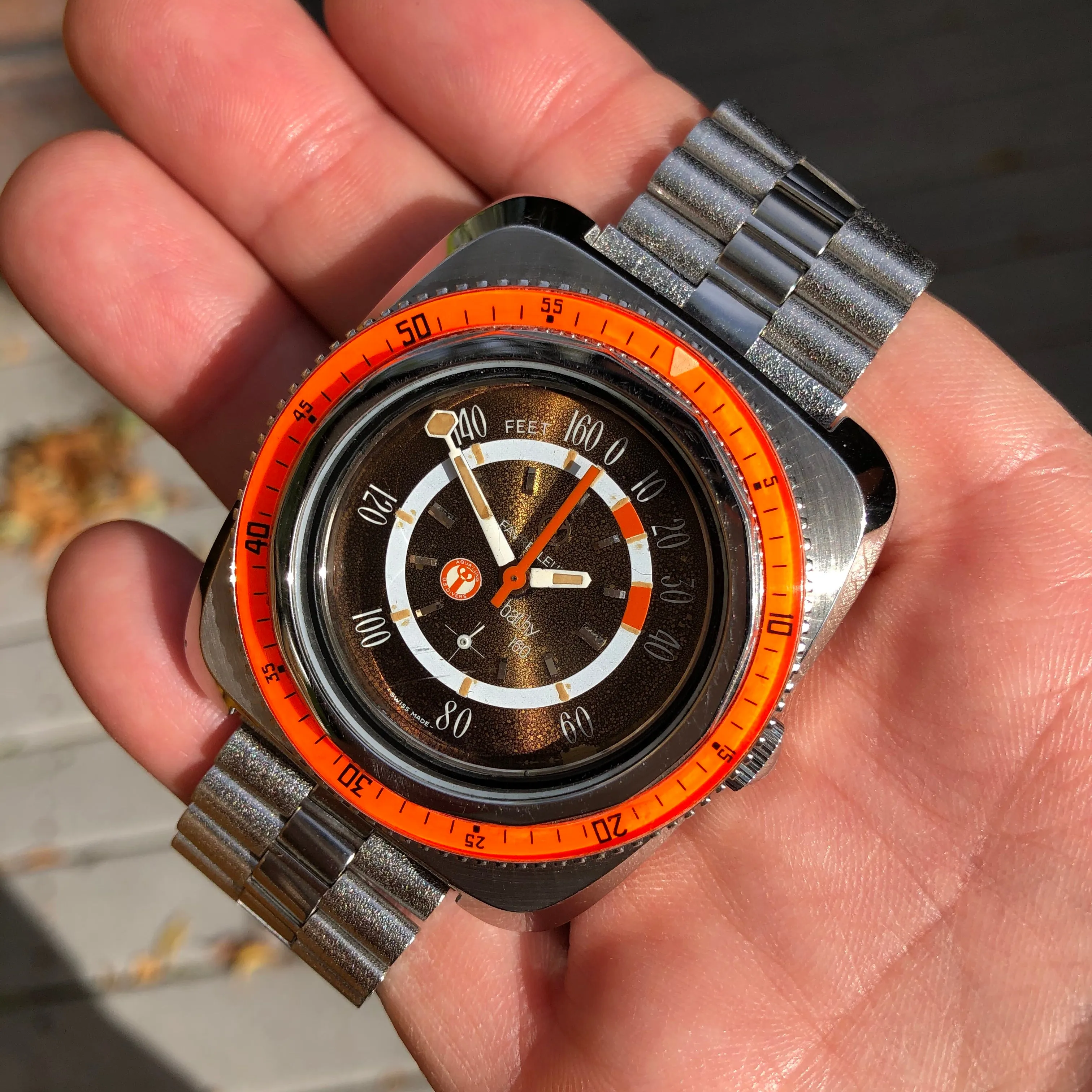 Vintage Favre Leuba Bathy 160 Aqua Lung 53253 U.S. Divers Tropical Bakelite Wristwatch