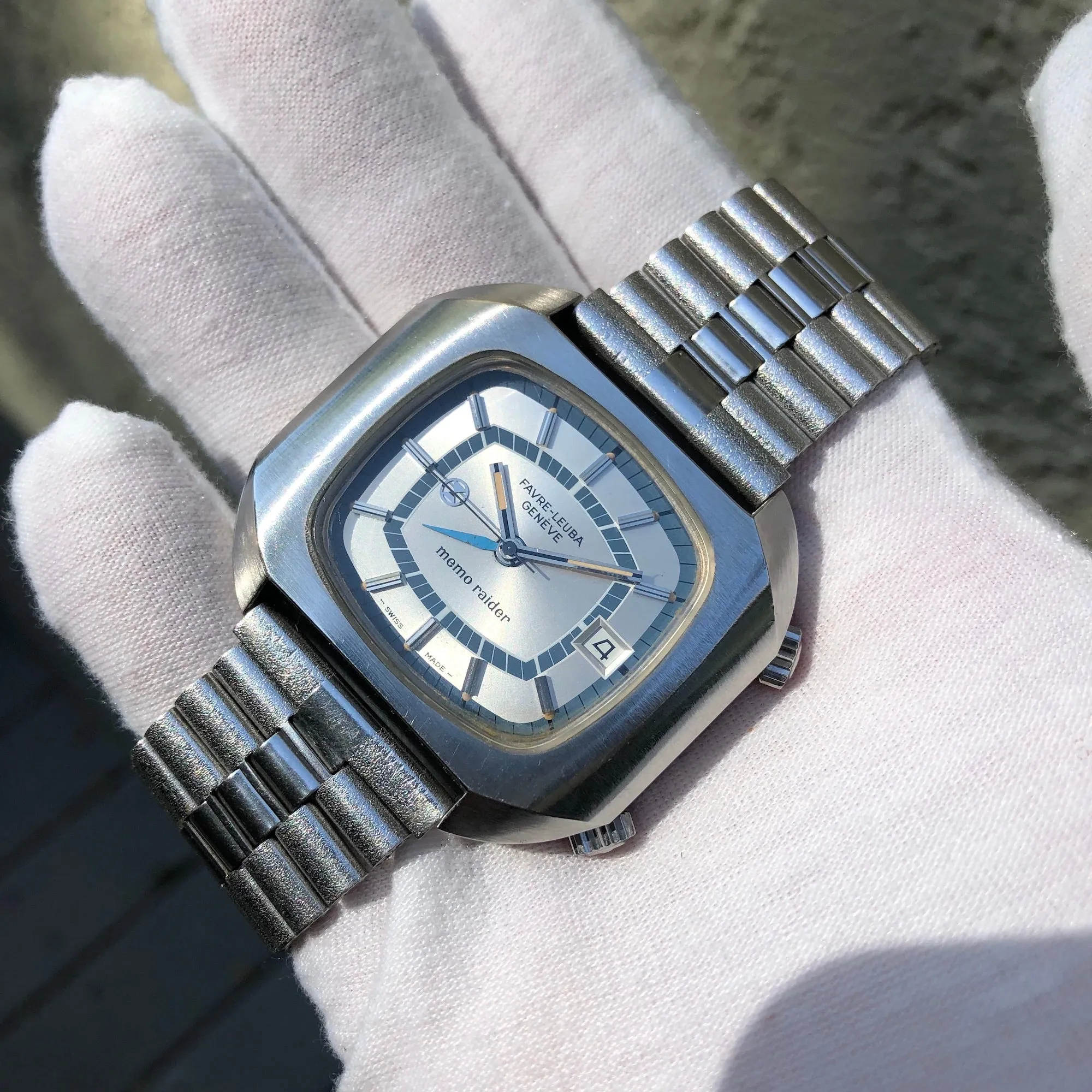 Vintage Favre Leuba Memo Raider Alarm 53153 Caliber 917 Automatic Wristwatch