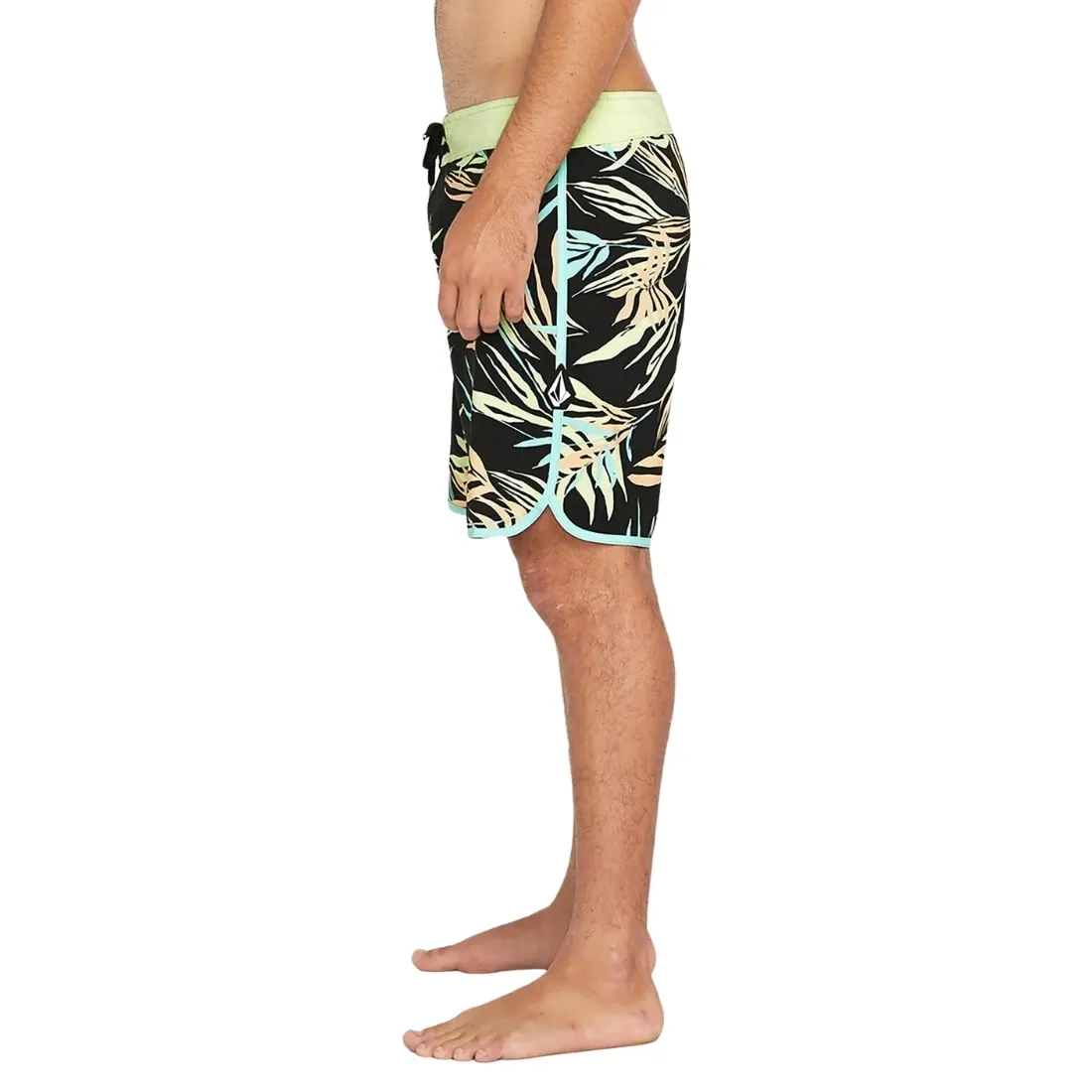 Volcom Bleeding Leaf Mod 18" Boardshorts - Black