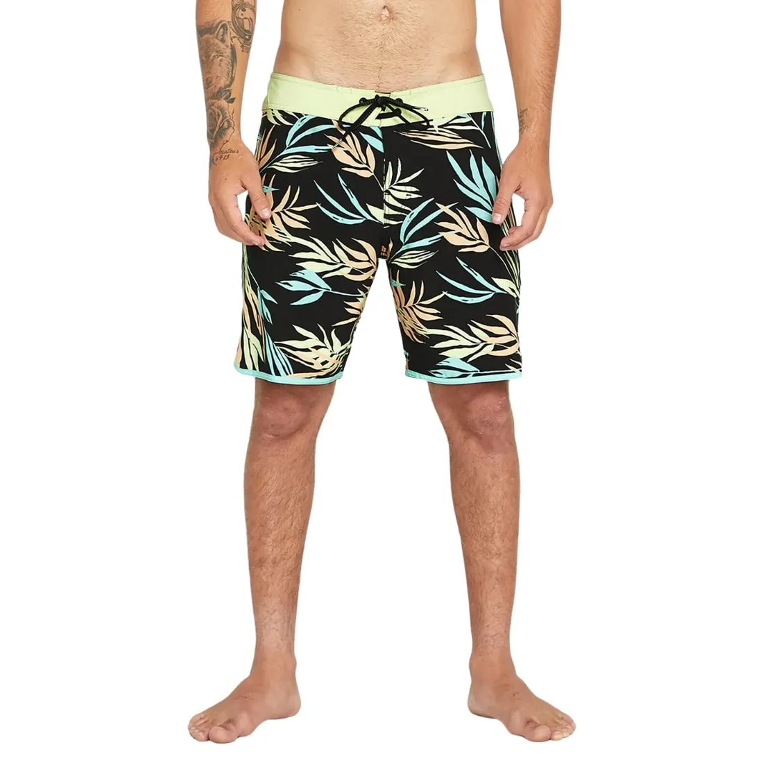 Volcom Bleeding Leaf Mod 18" Boardshorts - Black
