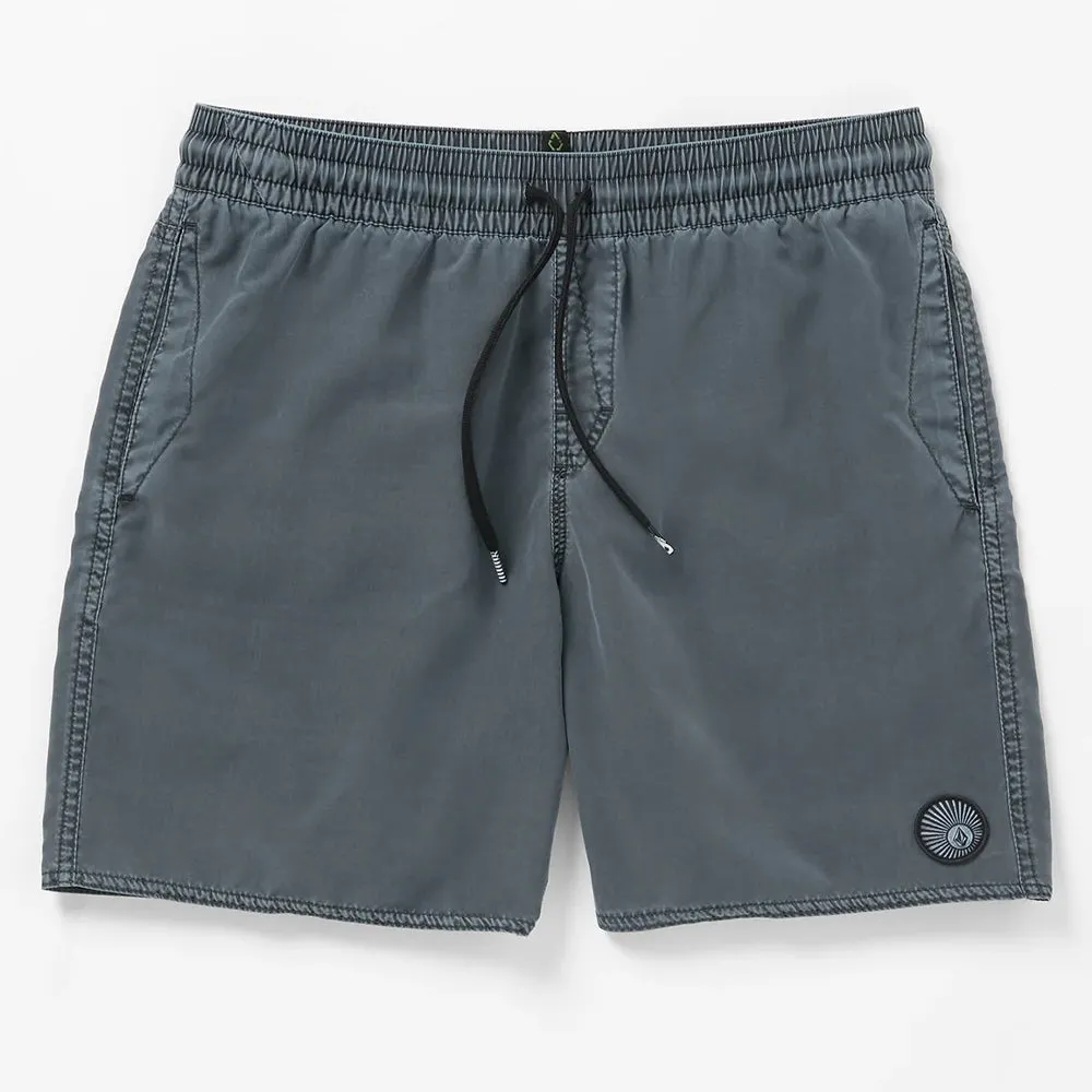Volcom Center 17 Trunks
