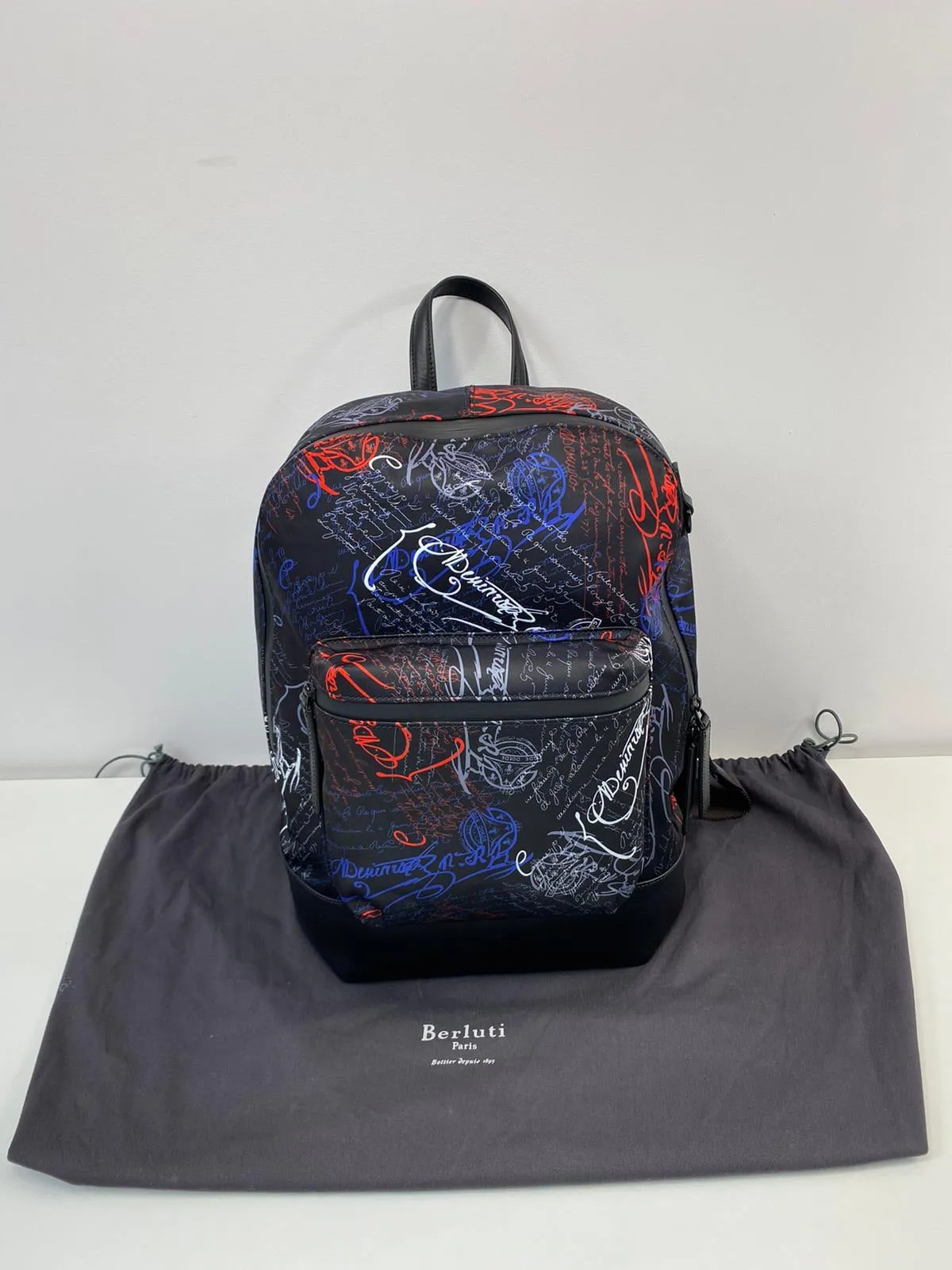 Volume Backpack Multicolor Scritto