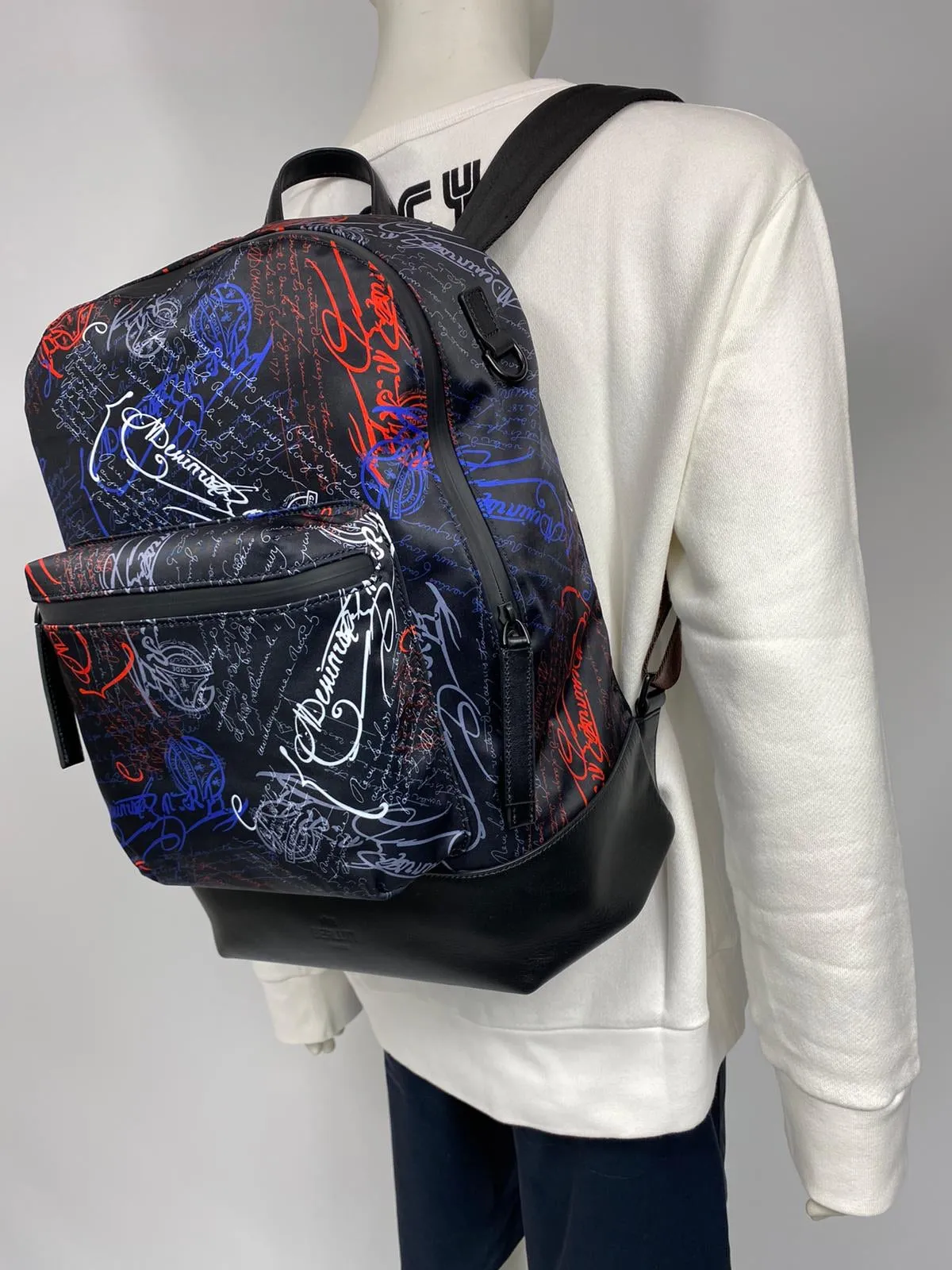 Volume Backpack Multicolor Scritto